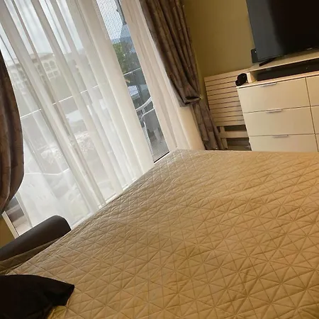 Admiral Plasa Studiyo-25c Apartment